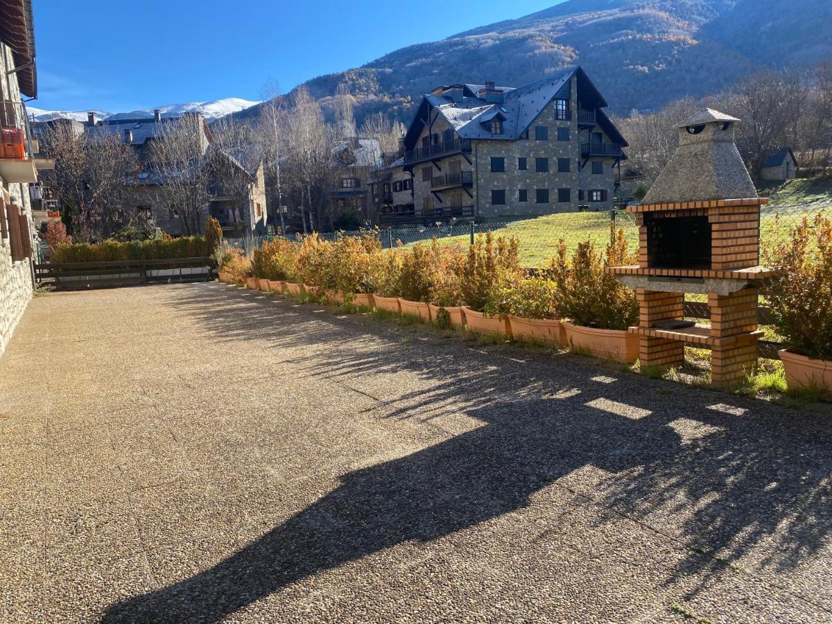شقة Check-In Casas Cumbre De Benasque إريسته المظهر الخارجي الصورة