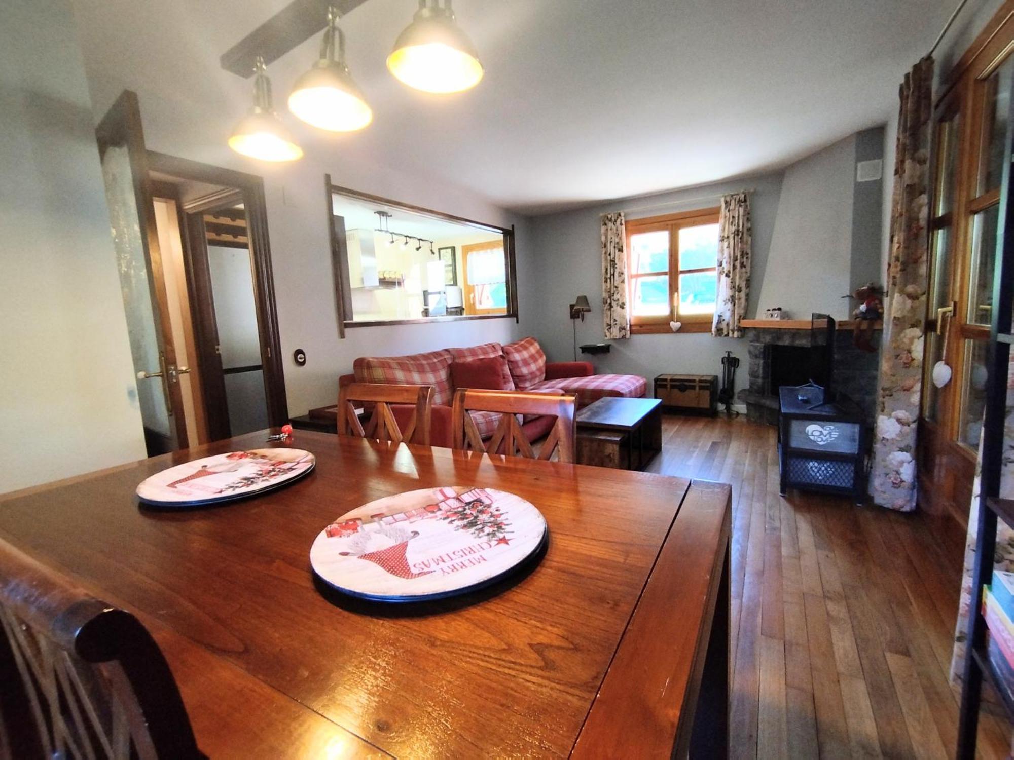 شقة Check-In Casas Cumbre De Benasque إريسته المظهر الخارجي الصورة